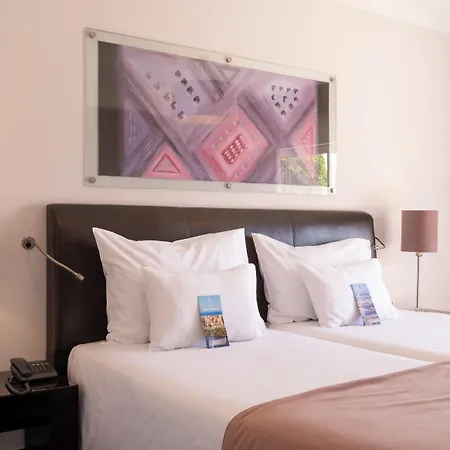 Hotel Gale Collection 4*