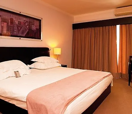 Gale Collection Hotel